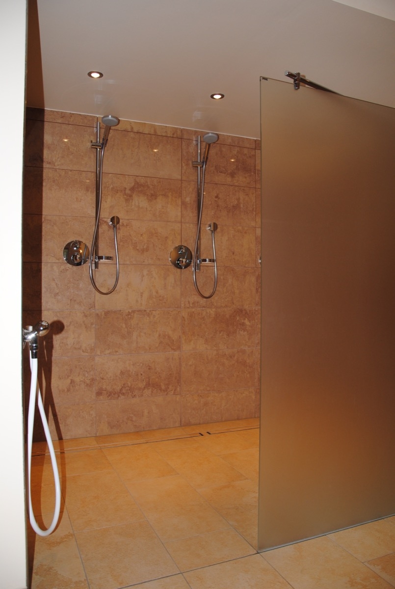 duschbereich-sauna-gaestehaus